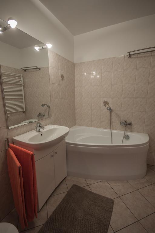 Ferienwohnung Velvet Łucka Warschau Exterior foto